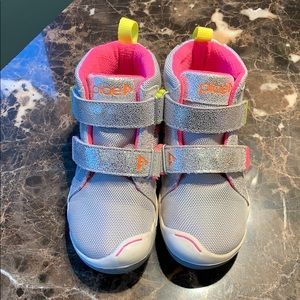 Plae silver high top sneakers